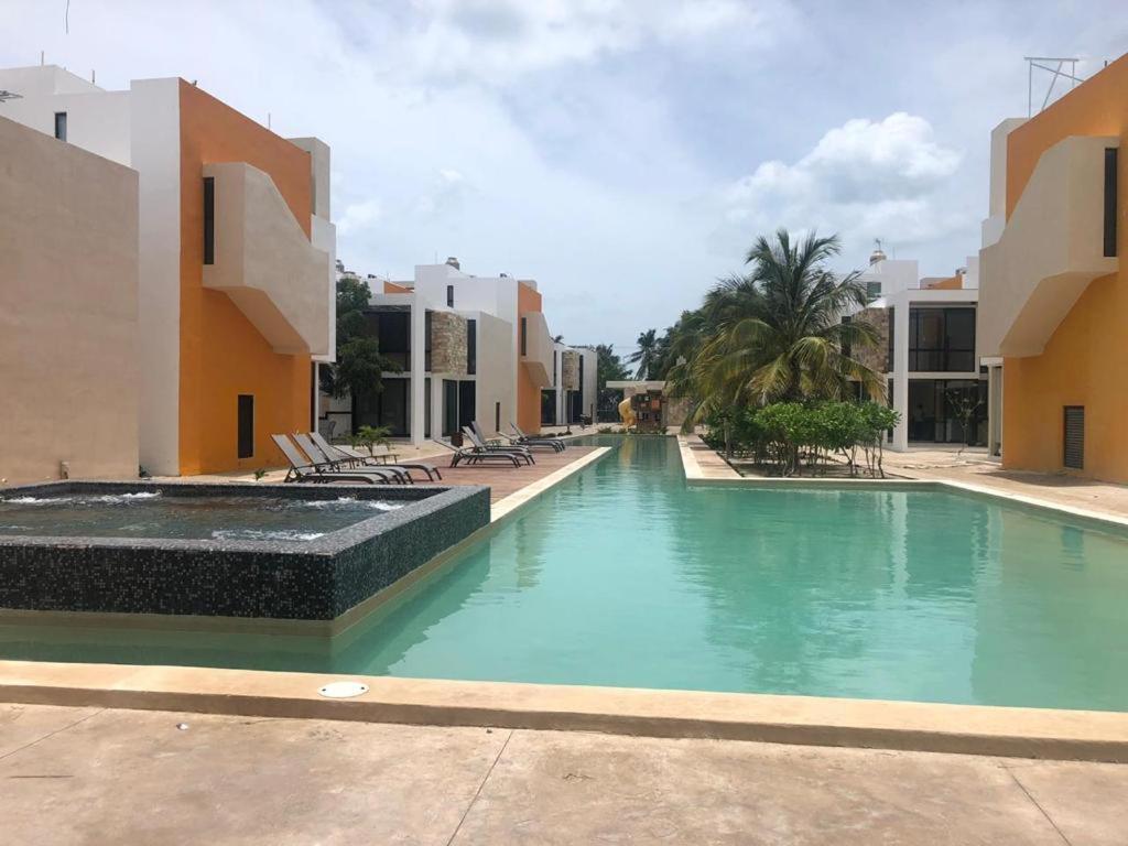 Telchac Villa De 3 Pisos Con Club Playa Тельчак-Пуэрто Экстерьер фото